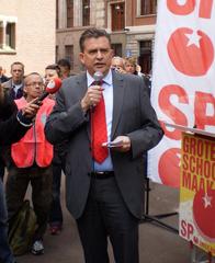 Emile Roemer campaigning at Beursplein Amsterdam in 2010