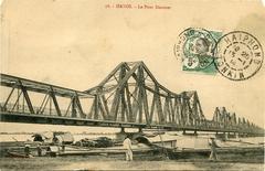 Le Pont Doumer bridge in Hanoi, Vietnam