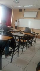 Physics class in progress at the Universidad Nacional Mayor de San Marcos engineering school