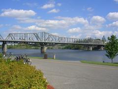 Alexandra Bridge