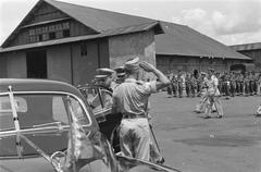 General Kruls and General Spoor stepping into a staff car in Batavia during inspection tour in Indonesia, May 1, 1947