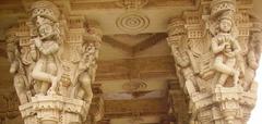 Beautiful column support in temple, Palitana, India