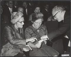 Queen Juliana attending the 50th anniversary congress of the Council for Social Welfare at Circustheater in Scheveningen, 1968