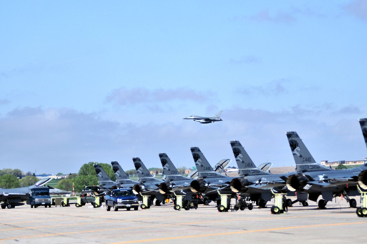 New generation Block 40 F-16 fighter jets arrive at Joe Foss Field with outgoing Block 30 F-16s on flightline