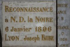 Plaques de reconnaissance on the wall of basilique de la Daurade in Toulouse