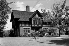 Eastern Branch Public Library building on Main Street in Toronto