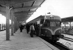 Central Tel Aviv train station with Esslingen carriages lined up before departure to Haifa in 1956