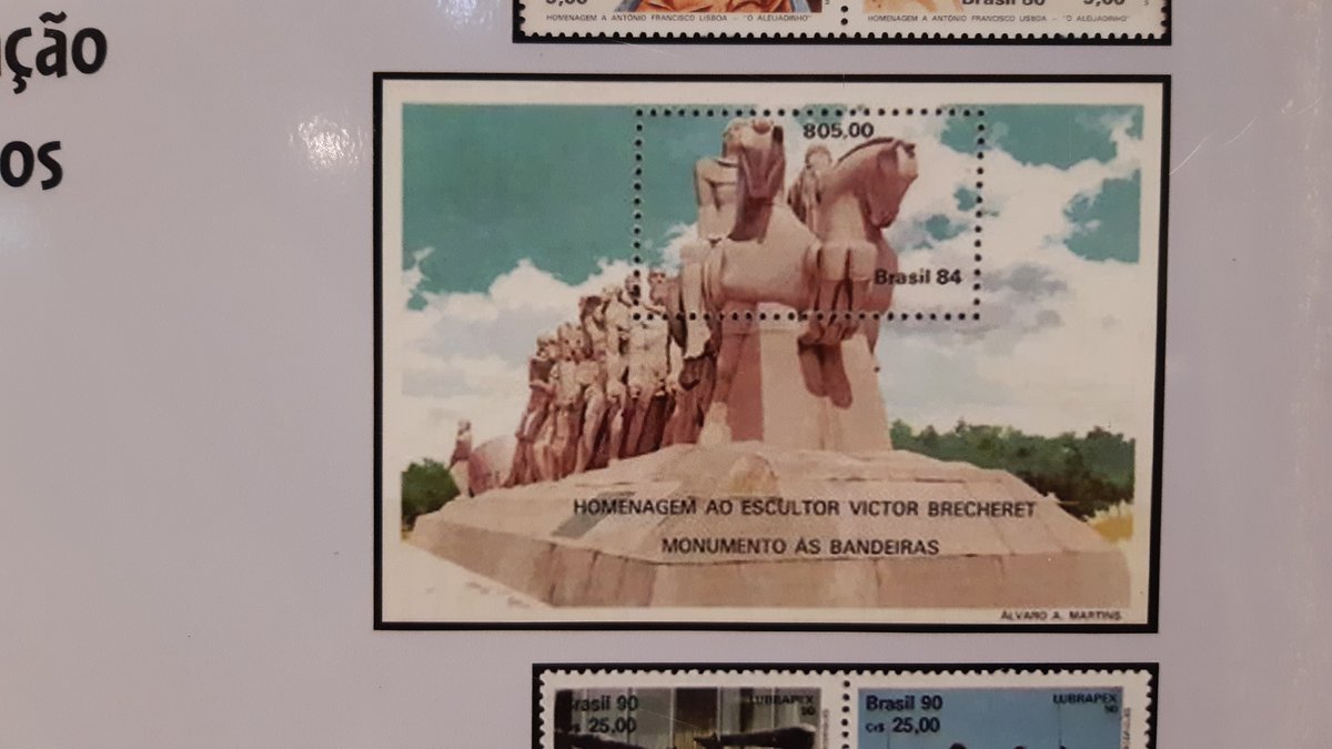 Brasilia 1984 commemorative stamp honoring sculptor Victor Brecheret featuring Monumento às Bandeiras