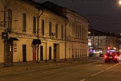 Clean Ponds Boulevard near Pokrovsky Gates in Moscow with historic hotel buildings at Pokrovka 18-18