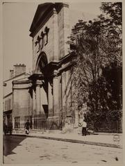 Facade of the Academy of Medicine on Rue des Saints-Pères in Paris showcasing 19th-20th century architecture