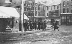 Ottawa downtown view 1906 featuring Rideau Street and old businesses