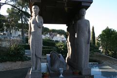 Saint Pierre Cemetery