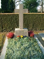 Bois-De-Vaux Cemetery