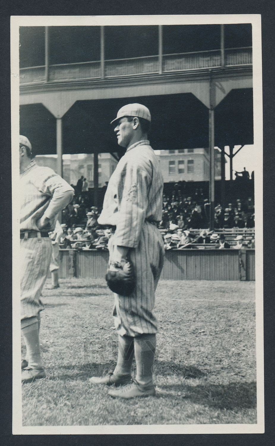 Jim Thorpe playing baseball at Crosley Field in Cincinnati in 1913