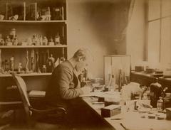 Fridtjof Nansen standing at Bergen Museum in 1887