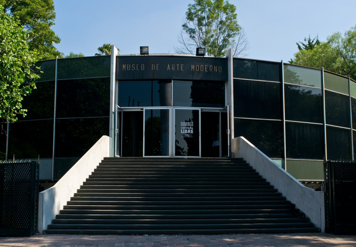 Modern Art Museum exhibitions in Mexico City building exterior