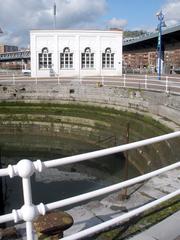 Exterior view of Museo Marítimo Ría de Bilbao building with modern architecture and glass facade