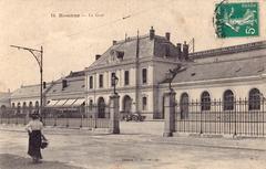 Old postcard of Roanne train station
