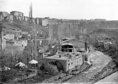 Black and white historical photo of Hrazdan gorge in 1911