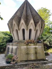 Memorial to Armenian victims of World War I at Père-Lachaise Cemetery