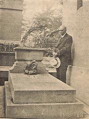 Père Lachaise Cemetery