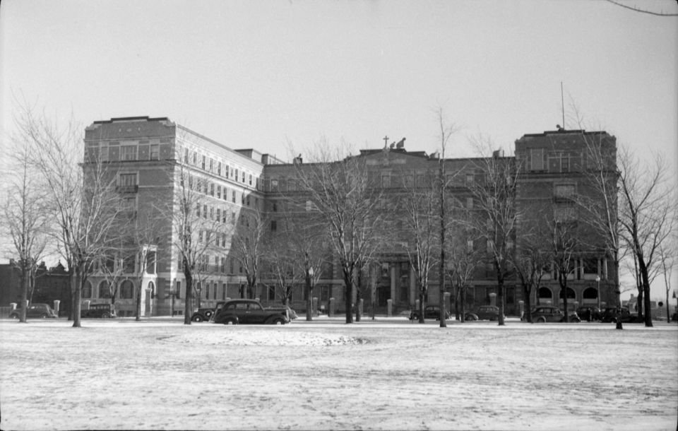 Notre Dame Hospital building at 1560 Sherbrooke Street Montreal