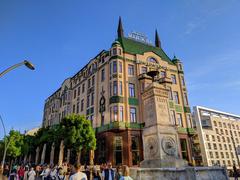 Hotel Moskva and fountain in Belgrade city center