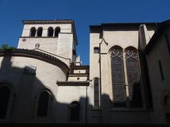 Zoom on the apse and the tower of the Basilica Saint-Martin d'Ainay