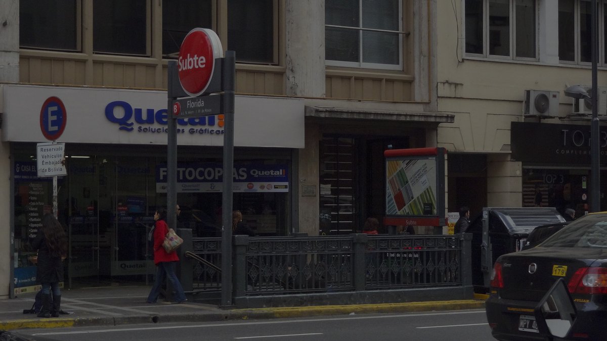 Access to Florida Station of Buenos Aires Metro