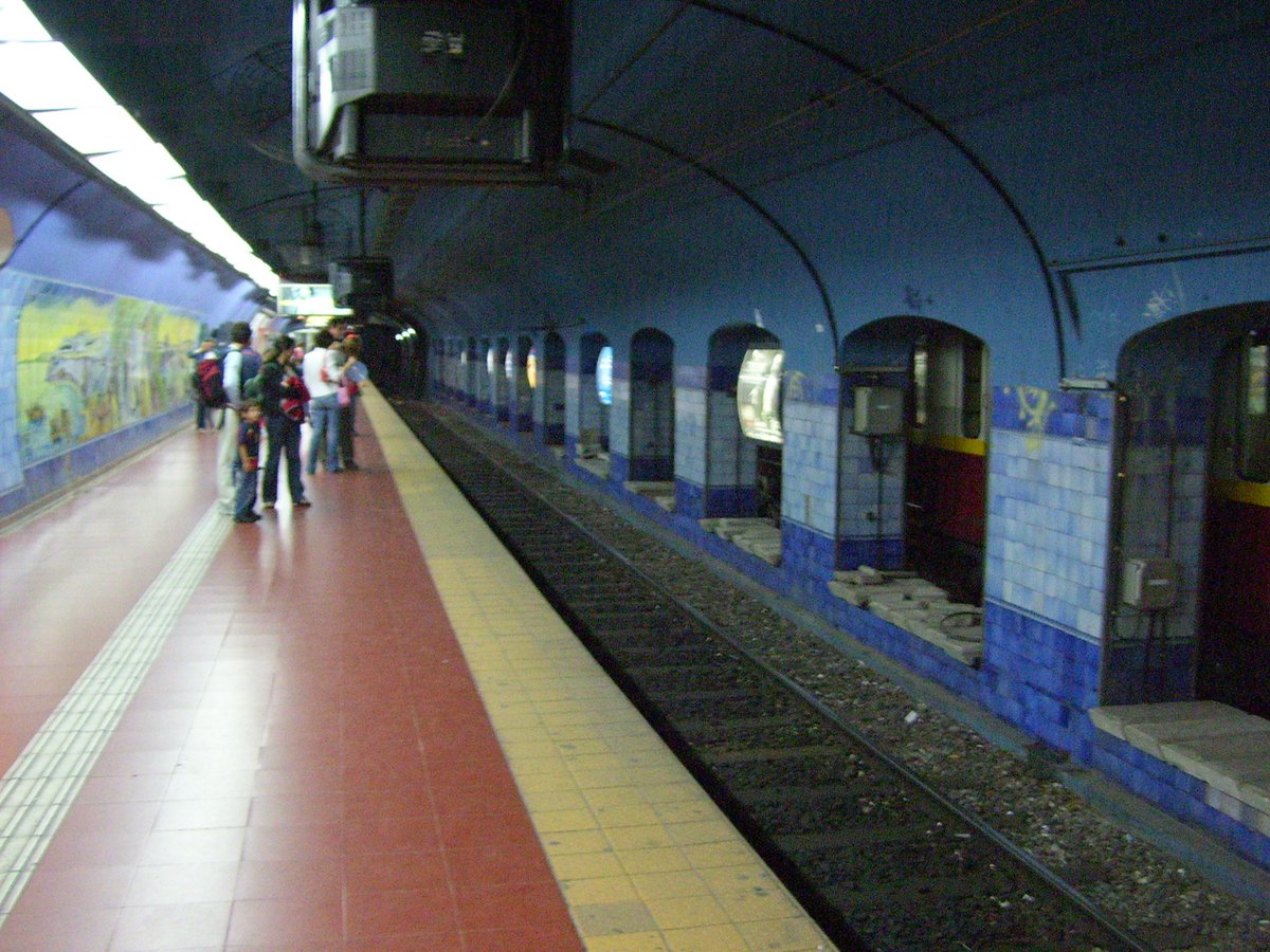 Subway platform at Catedral station on Line D in Buenos Aires, Argentina