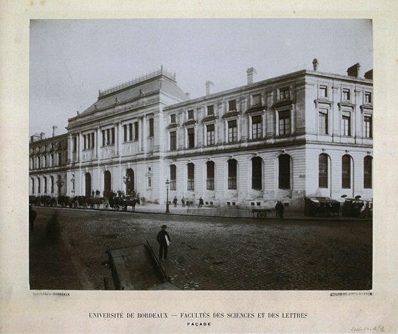 Université de Bordeaux Facultés des Sciences et des Lettres building facade