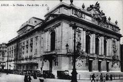 The neoclassical Lille Opera House illuminated at night