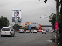 Exterior view of Metro Xola station on Line 2 in Mexico City