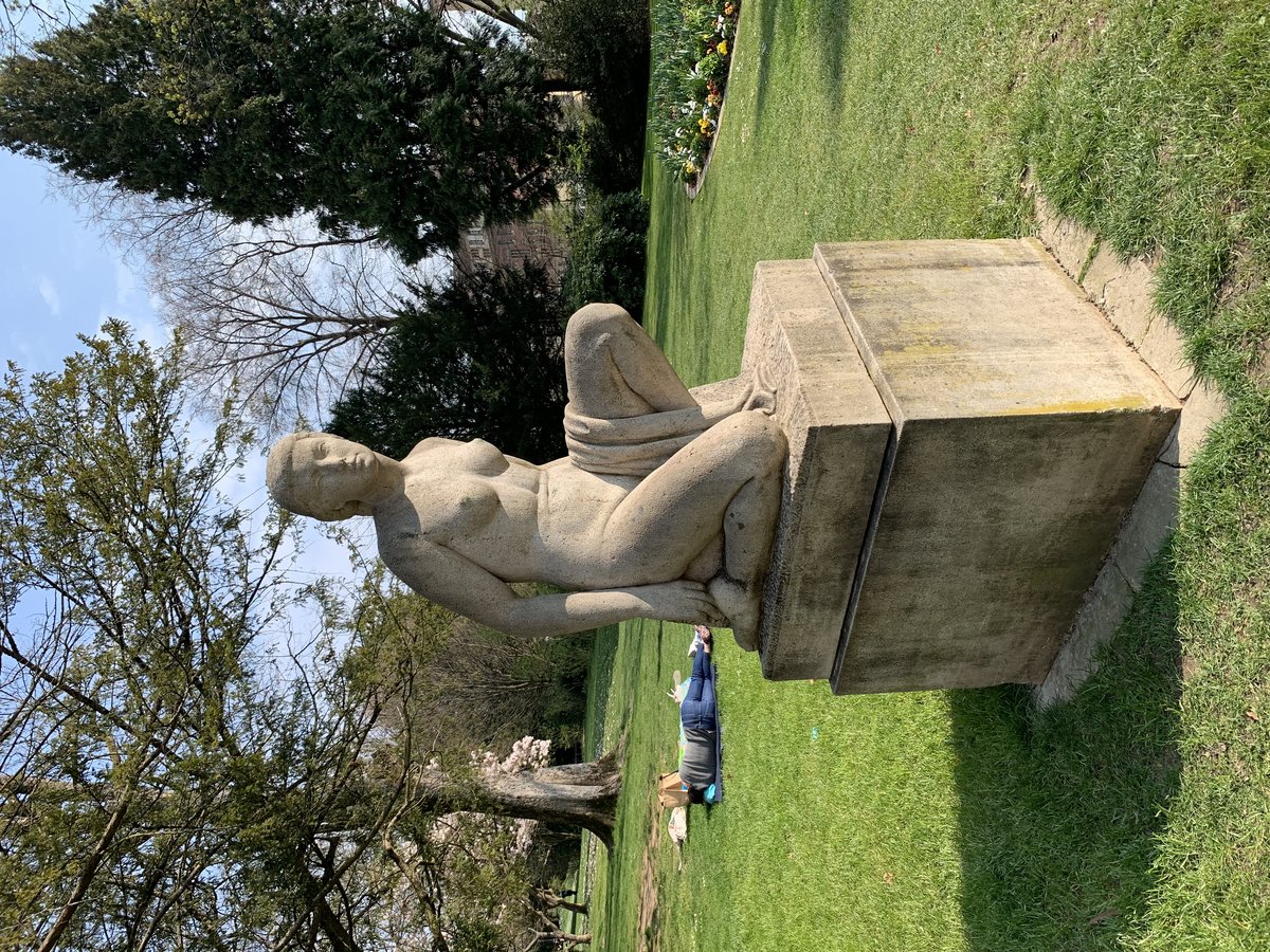 Sculpture Baigneuse by Milo Martin in Parc de Mon-Repos Lausanne