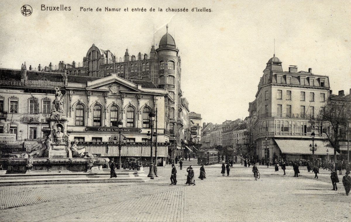Porte de Namur on chaussée d'Ixelles bustling urban street scene in Brussels