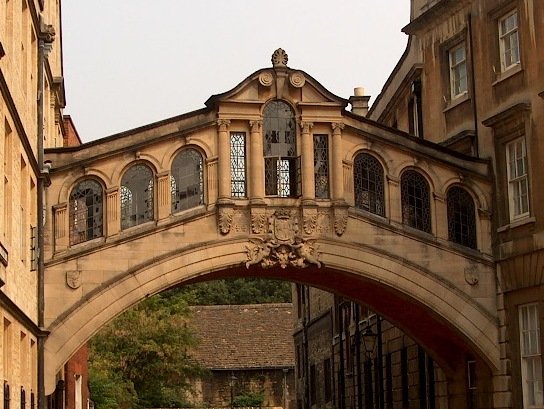 Bridge of Sighs at Hertford College in Oxford, a historic covered bridge with stone arches and windows