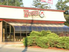 Wendy's fast food restaurant exterior in Brantford