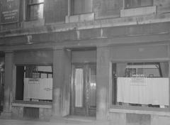 Exterior view of Broker's Cafe on Rue Saint-François-Xavier in Montreal