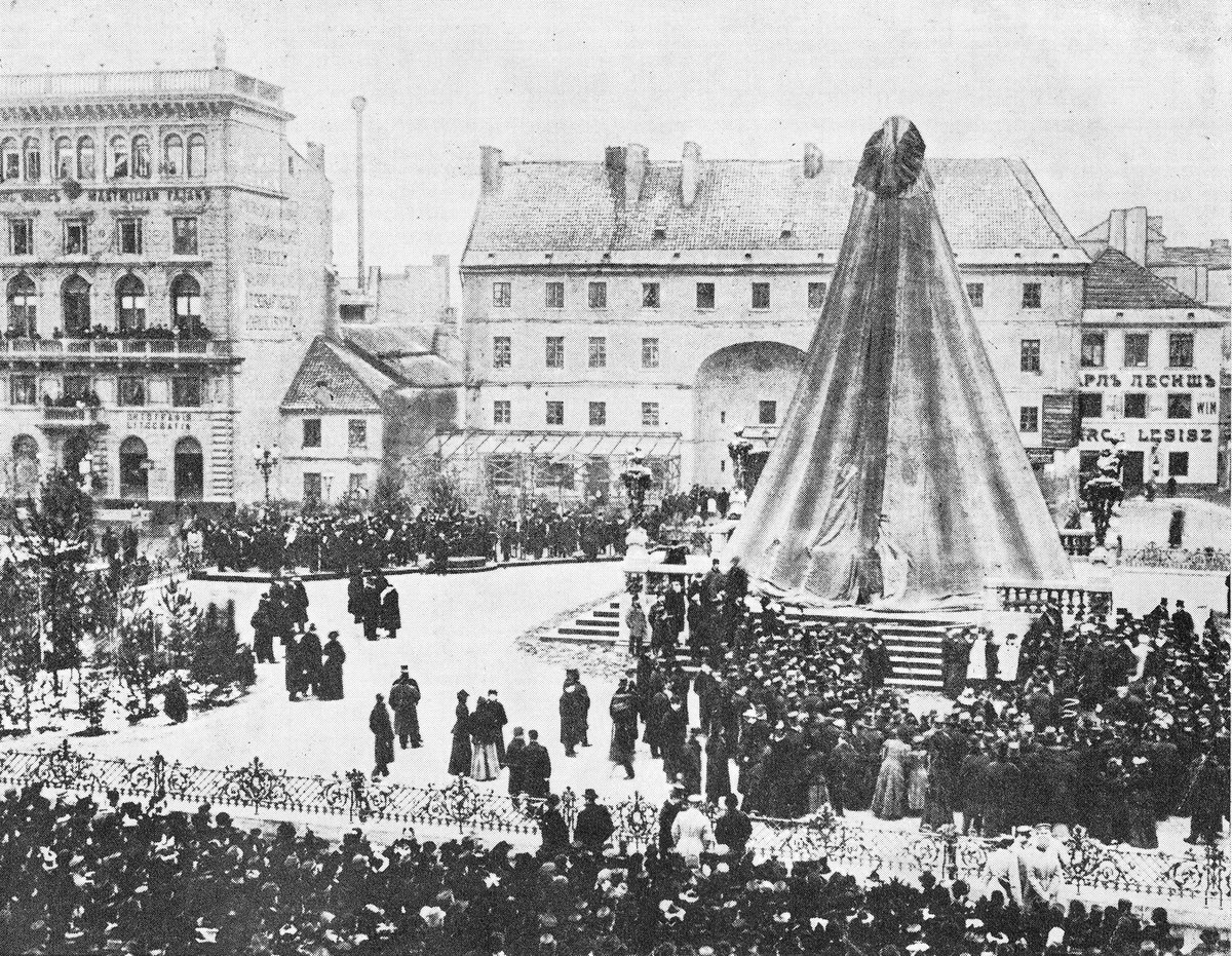 Unveiling ceremony of Adam Mickiewicz monument in Warsaw 1898