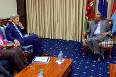 U.S. Secretary of State John Kerry listening to Kenyan President Uhuru Kenyatta at State House Nairobi in 2016