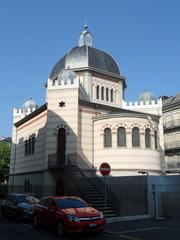 Exterior view of Synagogue Beth Yaacov from Boulevard du Théâtre