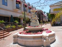 Statuary on Ventura Boulevard in Encino, Los Angeles