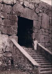 Historical photograph by Wilhelm von Plüschow depicting the polygonal walls in the surroundings of Rome near Alatri