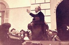 Alvear in 1923 at Colegio Nacional Histórico de Concepción de Uruguay as President of the Nation
