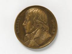 Medal featuring a left-facing bust of French General Lazare Hoche with inscription details on the reverse side