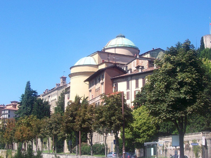 Bergamo Sant Andrea al Pozzo Bianco church apse interior with detailed frescoes and ornate architectural design