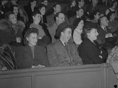 Crowd watching Ice Capades skating show at Montreal Forum