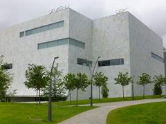 Paraninfo de la UPV-EHU building in Bilbao with distinctive architectural features