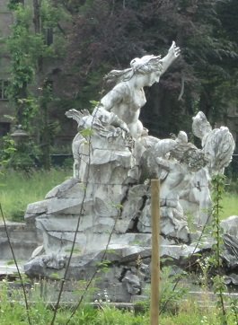Fontana Nereide e Tritoni sculpture in Turin