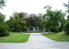 Monument of M.J. Hus in Husův park by sculptor František Bílek